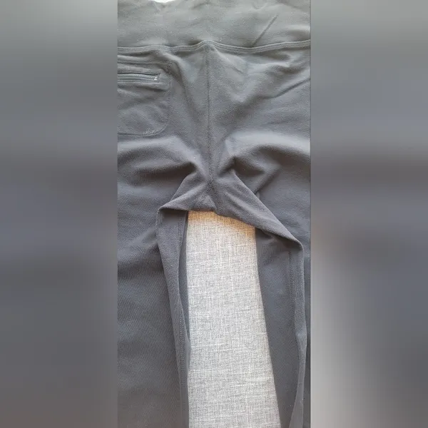 Lululemon capri pants - Image 4