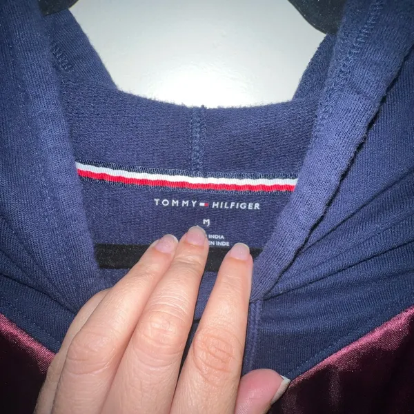 Medium‎ Tommy Hilfiger Hoodie - Image 2