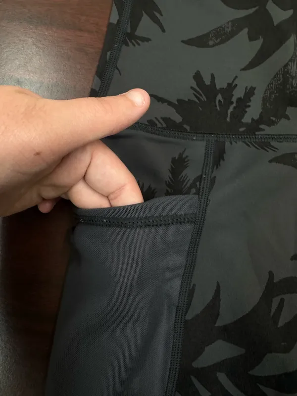 Aerie Tropical Print Black Hi-Rise Bike Shorts Size Small - Image 4