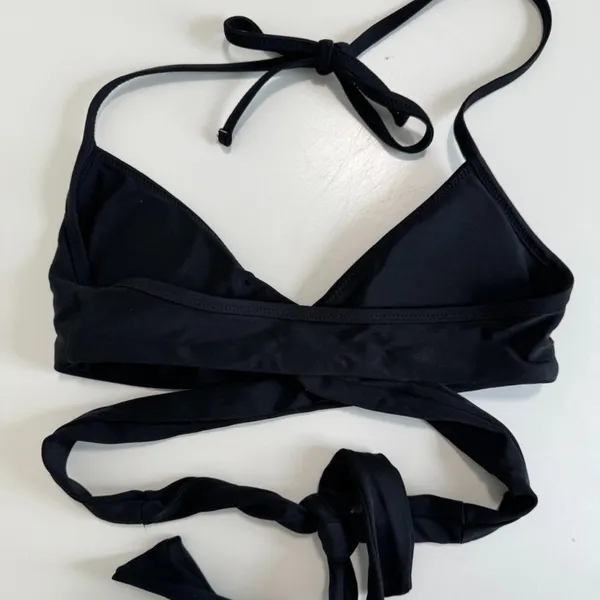 Aerie Wrap Halter Bikini Top Black Size XS - Image 3
