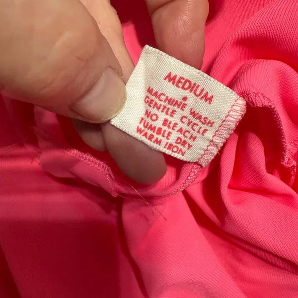Vintage Neon Pink Nylon Robe Housecoat sz‎ M Floral Embroidery Long MCM grandma - Image 8