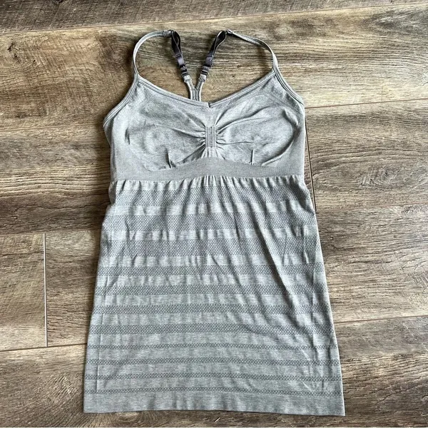 Lululemon Ebb & Flow Tank Heathered Dark Classic Sport Grey Size 6 Athletic Top - Image 3