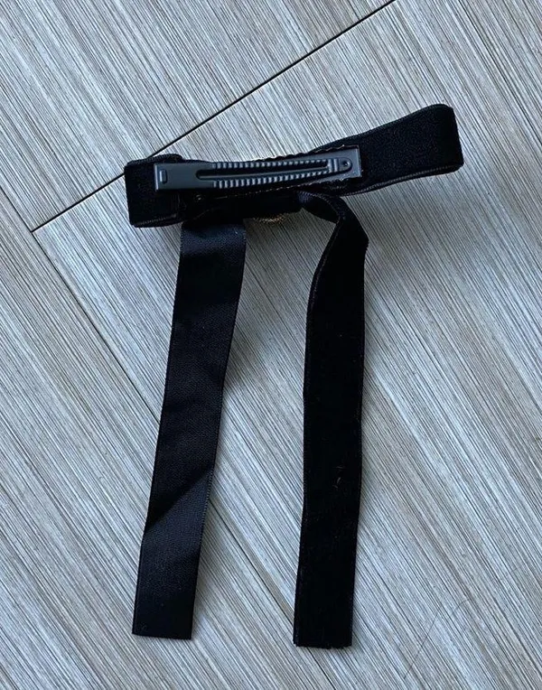 Black Heart bow coquette hair clip - Image 4