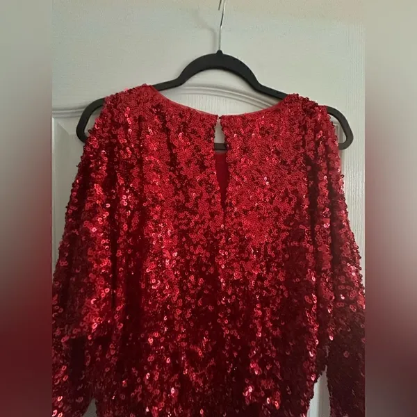 NTW Boston Proper Red Sequin Cold-Shoulder Party Dress size 6 - Image 2