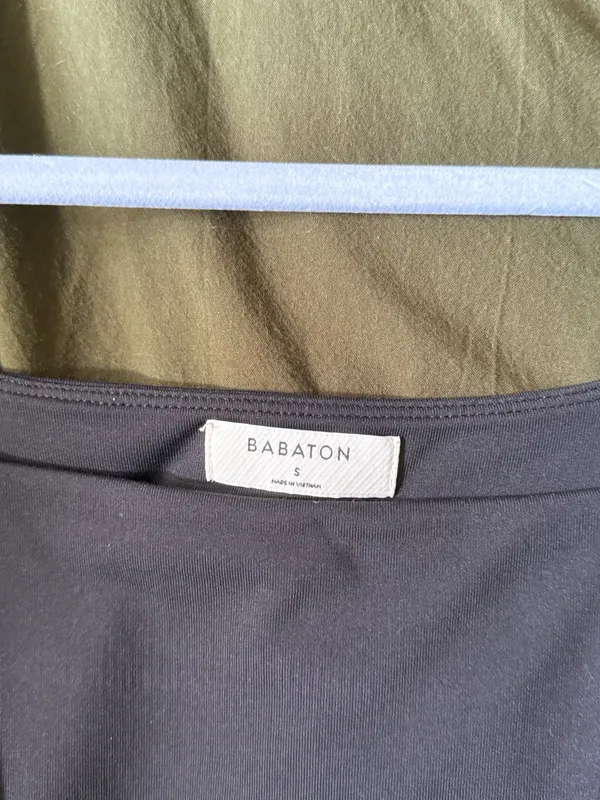 Babaton Aritzia - Image 3