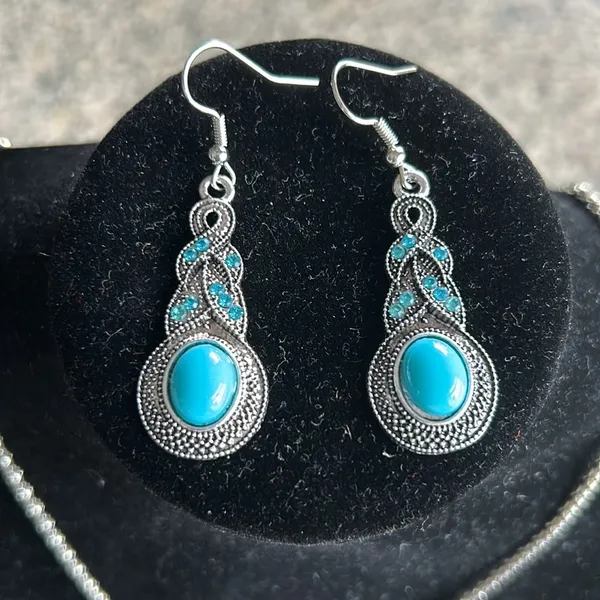 Necklace and earring set Blue - Image 3