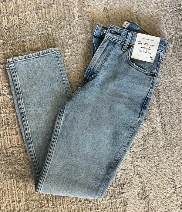 Abercrombie Jeans 90s Straight High-Rise - Image 3