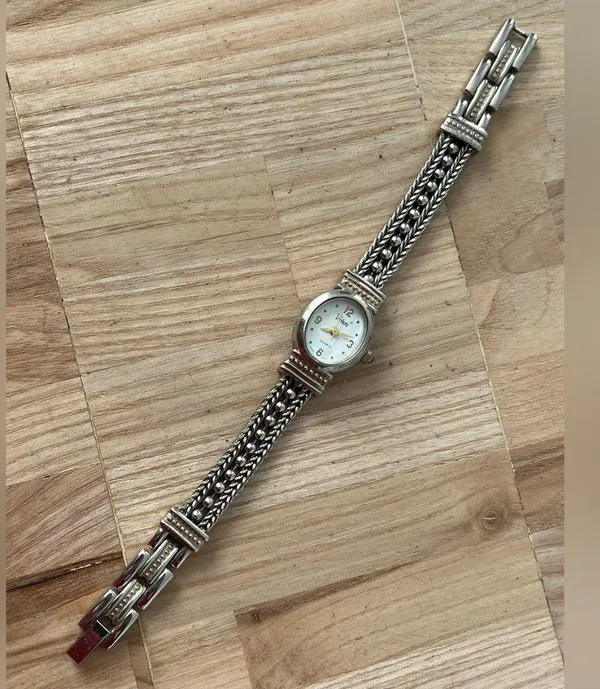 Fashion Watch Vivani Brand - Image 4