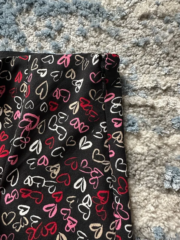 Loft Heart Skirt - Image 6