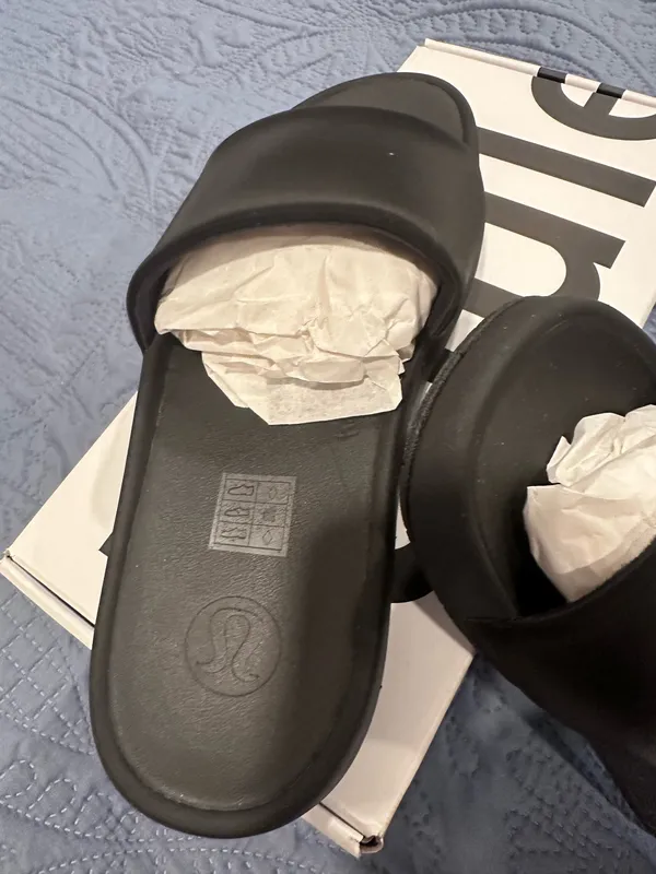 Lululemon Slides Restfeel Black Women’s 9 - Image 3