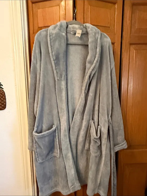 🤗🤗🤗3 for 12$🤗🤗🤗Slouchy Short Robe for Women - Light Gray - Image 8