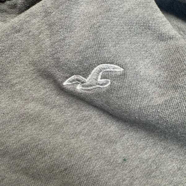 Hollister Gray Full Zip Hoodie Distressed Holes Ripped Sleeve Graphic Logo XL‎ - Image 5