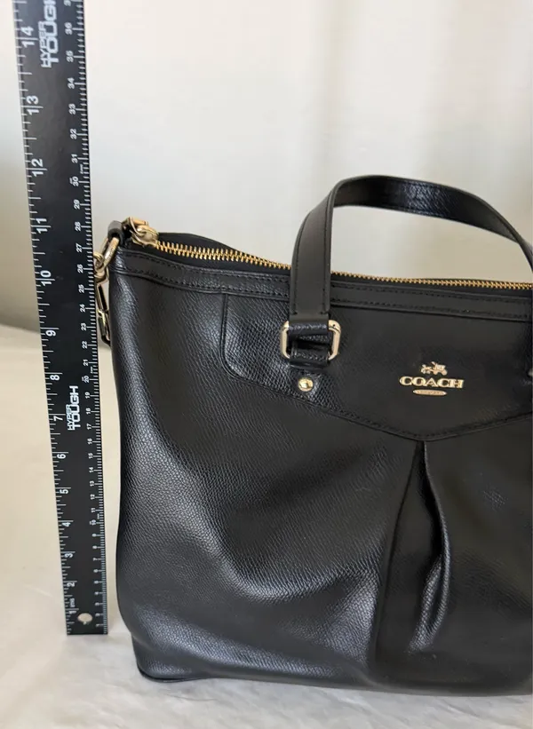 Woman’s coach bag - Image 4