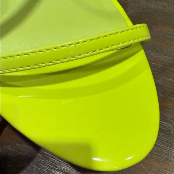 New AAJ‎ by Adminah Neon Green Strappy Stiletto Sandals – Size 7 - Image 11
