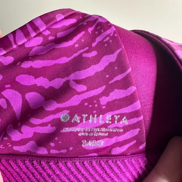 Athleta sports bra 34DD - Image 5
