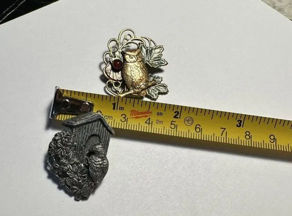 Lot of 2 Bird House And An Owl Brooch Pins 1 By Birds & Blooms 1997 - Image 4