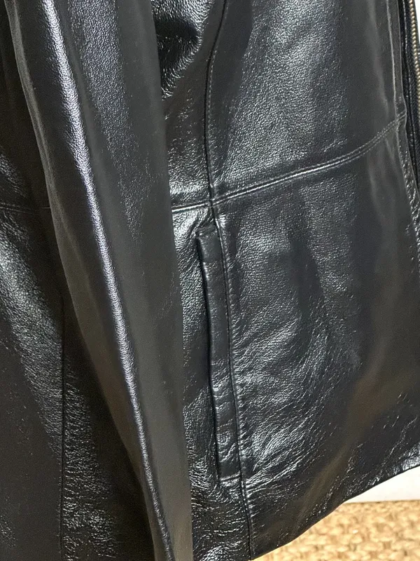 Worthington black 100% genuine leather full zip long sleeve jacket Size Small - Image 4