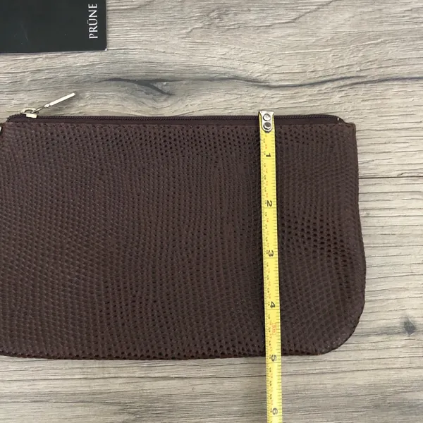 NWT Prune Textured Purple/Brown Zipper Bag Clutch Wristlet - Image 3