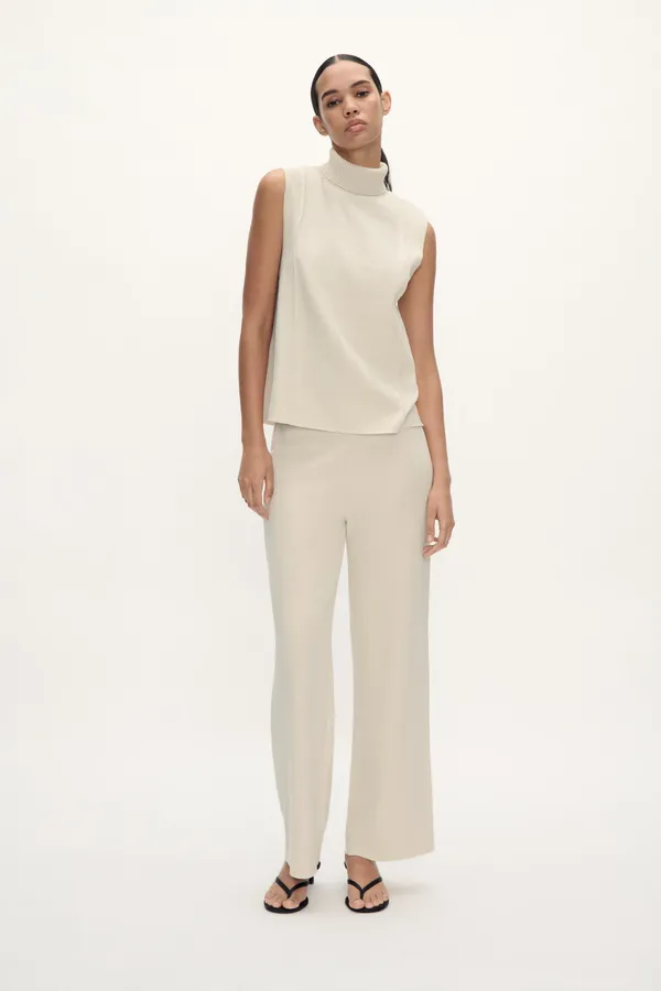 ZARA NWT  soft turtleneck ecru top. Size Large - Image 8