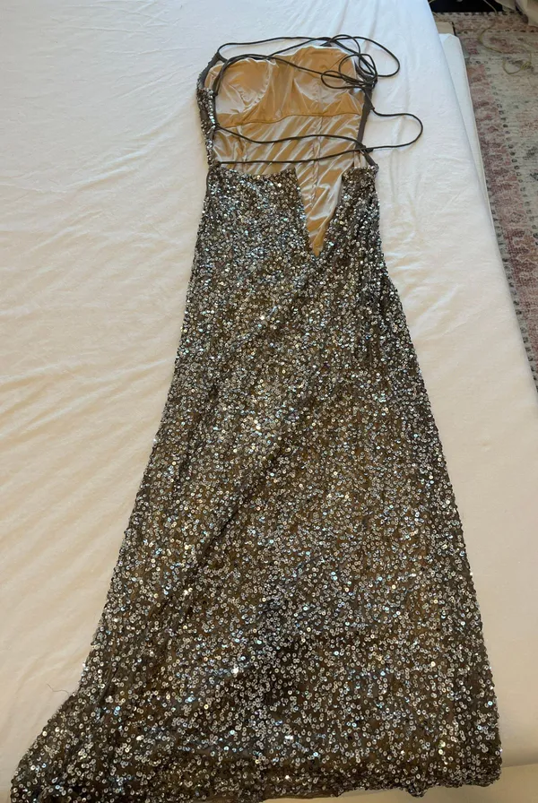 Sherri Hill Gold Prom Dress - Image 6