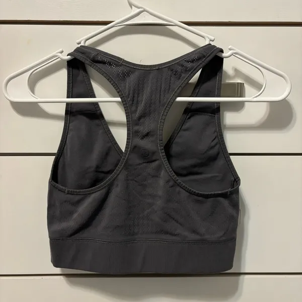 Lululemon Reveal Bra Mesh Stripes Grey - Image 3