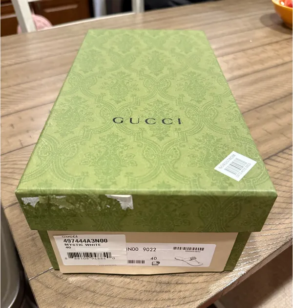 Gucci GG White & Black Thong Flip Flop Sandals - Image 6