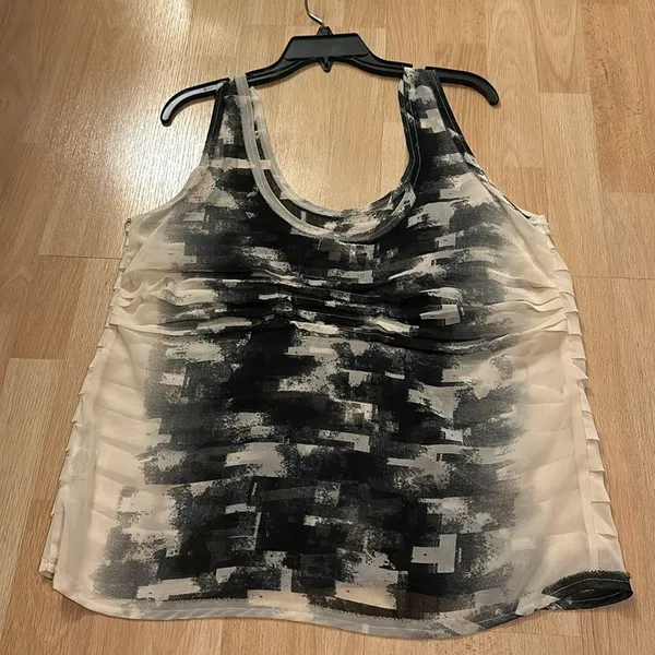 Urban Outfitters Silence + Noise Blocked Print Sleeveless Top L - Image 3