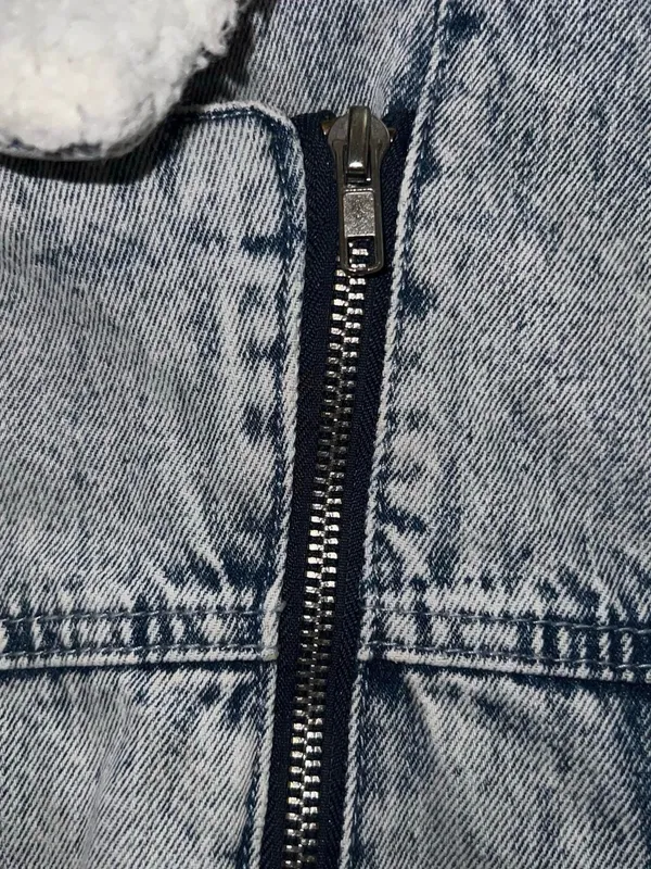 Forever 21 blue denim jacket. - Image 8