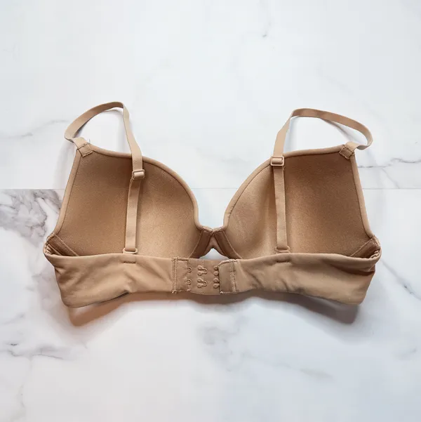 Skims Fits Everybody T-Shirt Bra - Image 3