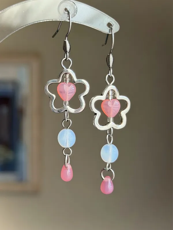 Handmade cute fairy flower Czech glass mix dangle earrings 🌸🤍 - Image 3