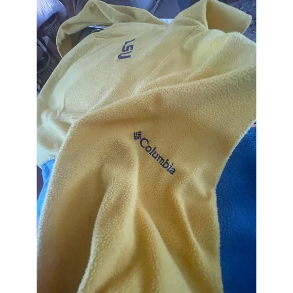 COLUMBIA l/sleeve 3/4 zip fleece in yellow gold and purple, $18, Size M, B53 - Image 4