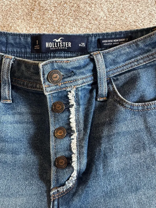 Hollister Jean Shorts - Image 2