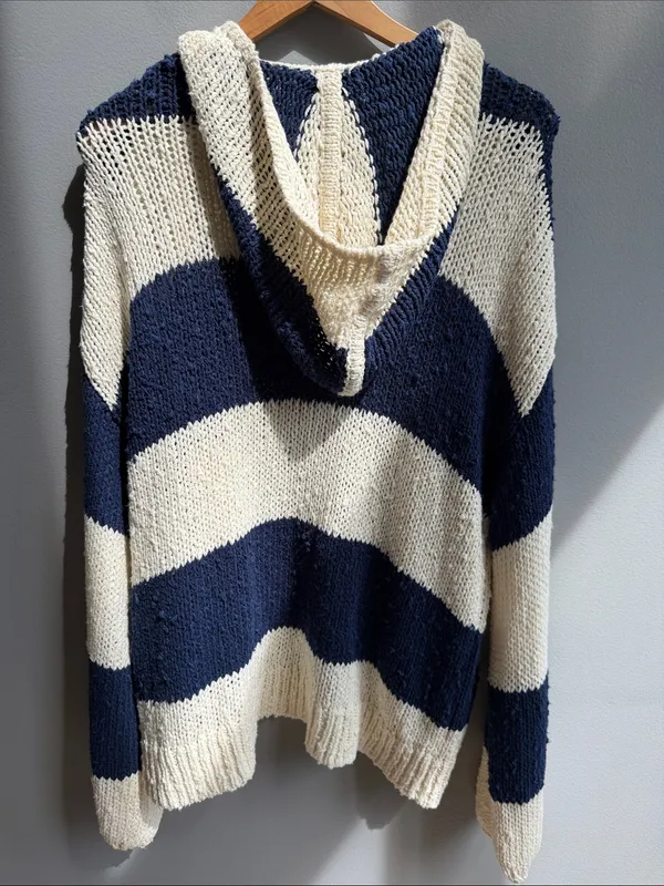 Urban Outfitters BDG Tyler Chunky Blue and Cream Striped Open-Front Sweater - Image 7