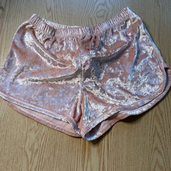 Women’s Heart & Hips Velvet Pink Bunny 🐰 Shorts Halloween 👻 Costume size Large - Image 2