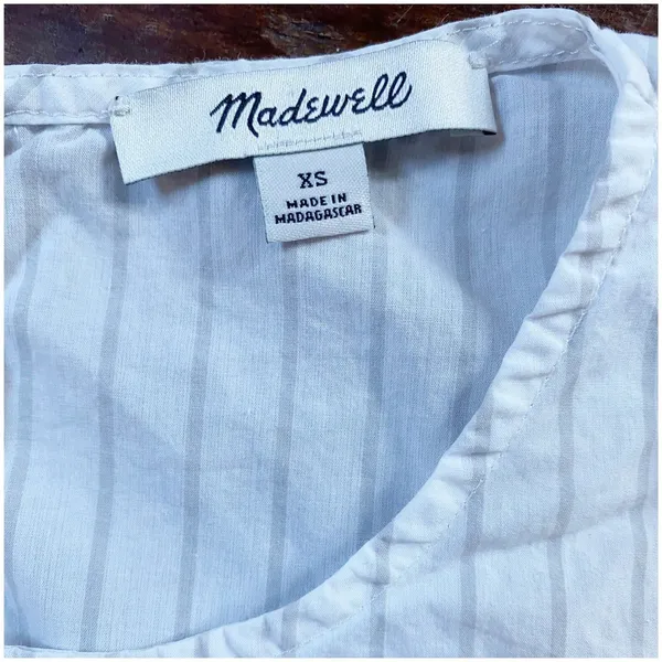 Madewell Tiered‎ Ruffled Flare Accent Sleeves White Grey Striped Blouse - XS - Image 10