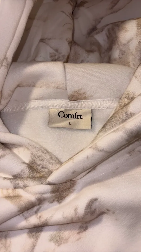 Camo Comfrt Hoodie - Image 2