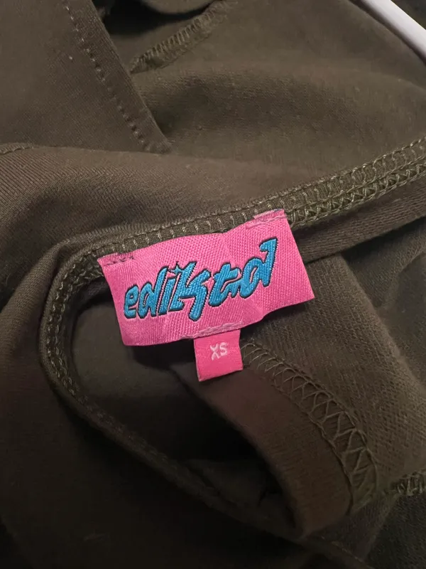 Edikted Open Back Long Sleeve Top - Image 4