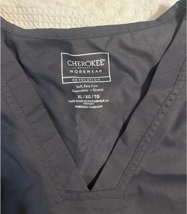 Cherokee Top Women’s xl  - Image 2