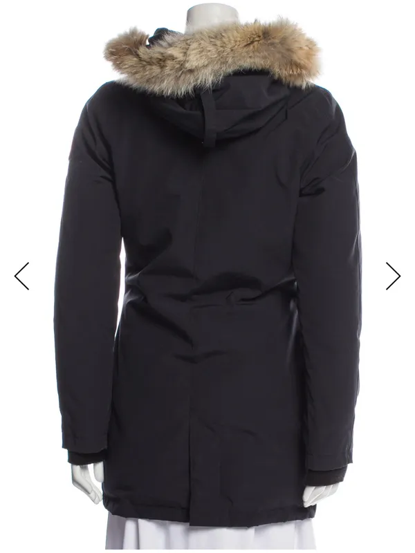 Navy Blue Canada Goose Jacket - Image 3