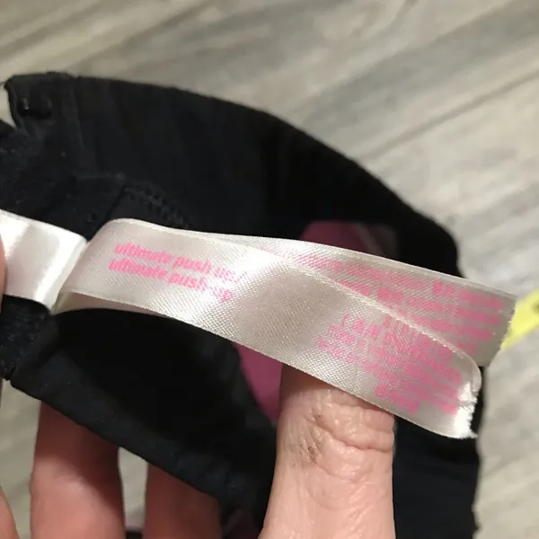 ❤️Victoria’s Secret PINK Tie Dye Sports Bra; Small - Image 6