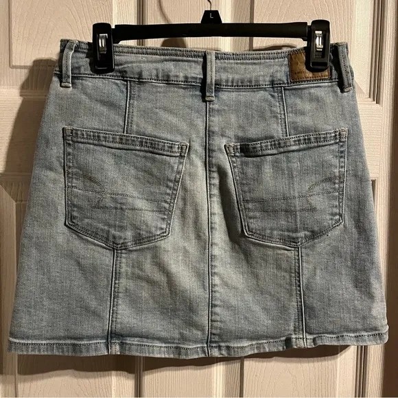 American Eagle Super Stretch High Rise Button Denim Skirt Size‎ 6 Cotton 90’s - Image 2