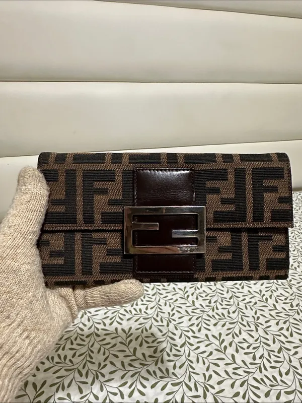 Fendi Zucca Long Wallet - Image 15
