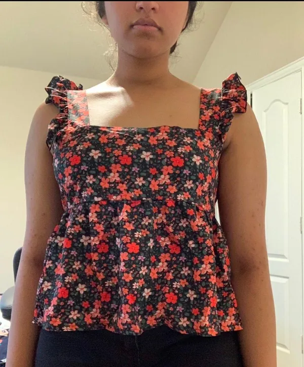 SheIn Floral Blouse - Image 2