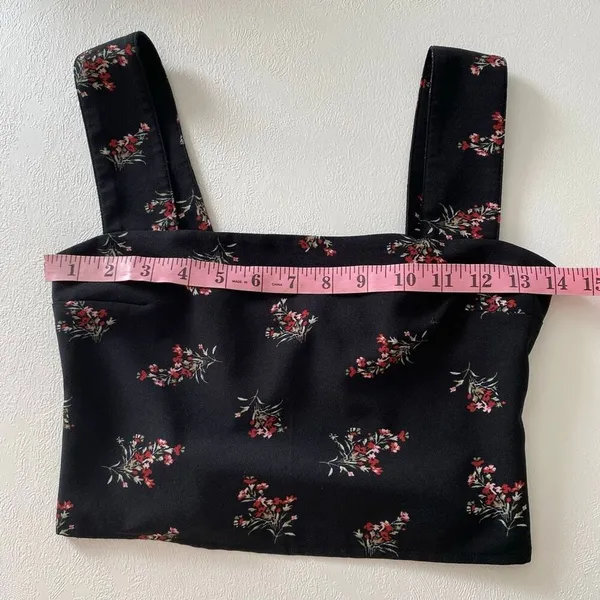 Abercrombie & Fitch Floral Crop Top Black Red Sleeveless Smocked Back Bralette S - Image 4