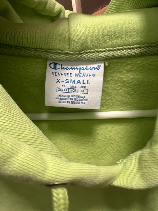 Champion Cropped Hoodie - Image 2