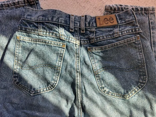 Vintage Jeans - Image 2