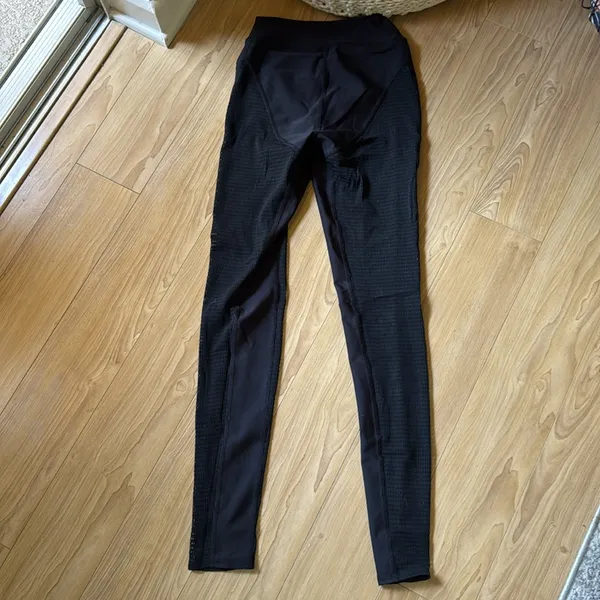 Alo Black Leggings mesh - Image 4