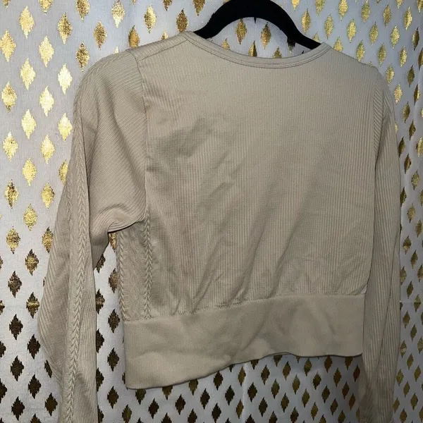 OFFLINE By Aerie Seamless Cable Square Neck long sleeve T-Shirt crop top OAT bei - Image 5