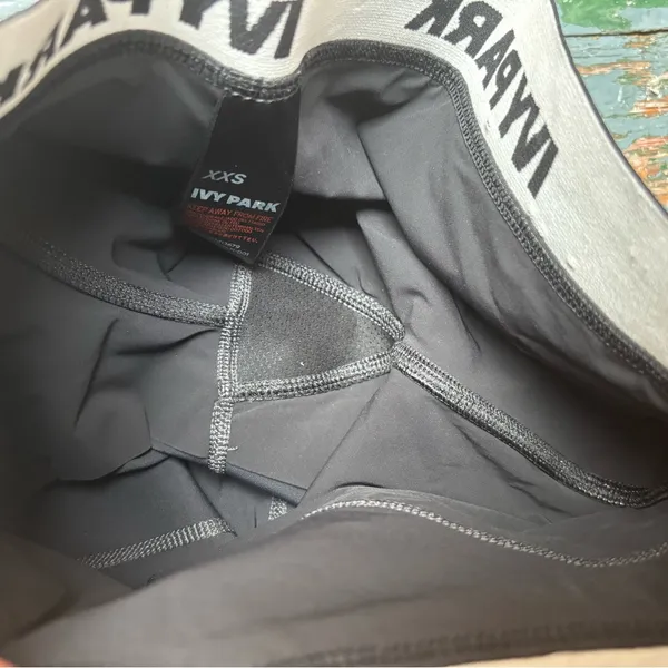 Ivy Park low rise Gray Leggings - Image 3
