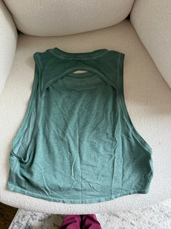 Lululemon tank top - Image 2